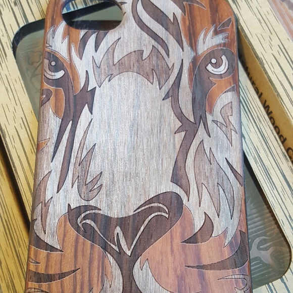 Iphone 7 & 7 Plus Wooden Bamboo Lion Case Cover - Picture 2 of 6
